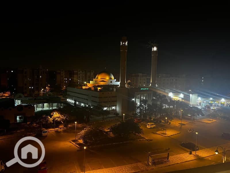 4 f7270907-cb42-44ec-b1a8-67b7ac42382b. jpg