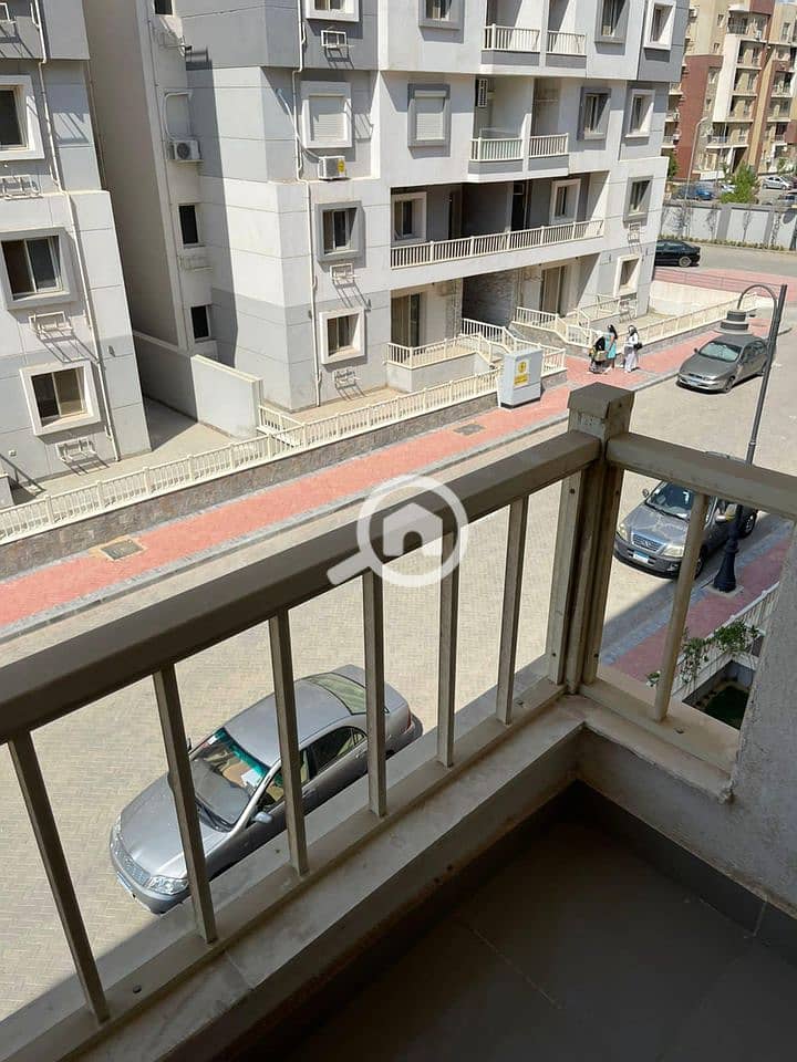 3 8094bf03-b468-4599-9944-7c273aa7136f. jpg