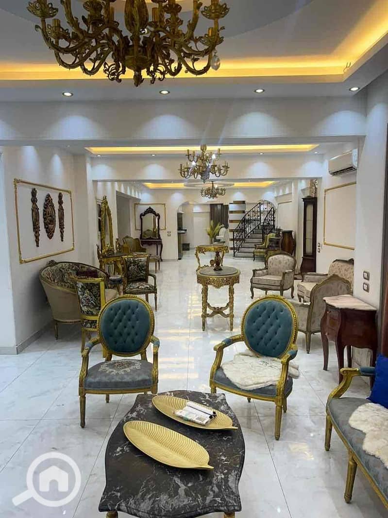 14 90658f4e-d776-4df7-8fd0-7fcbcefc0d03. jpg