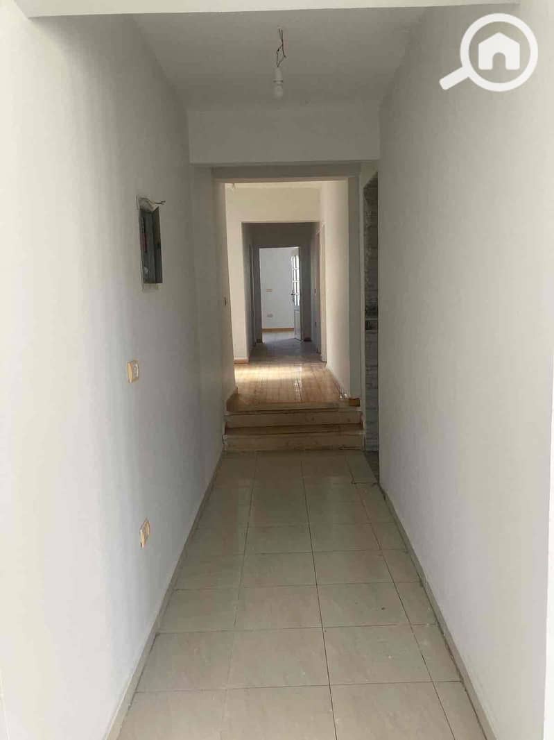 4 cc8c6f61-55fa-460a-8d63-3bdeb68fd662. jpg