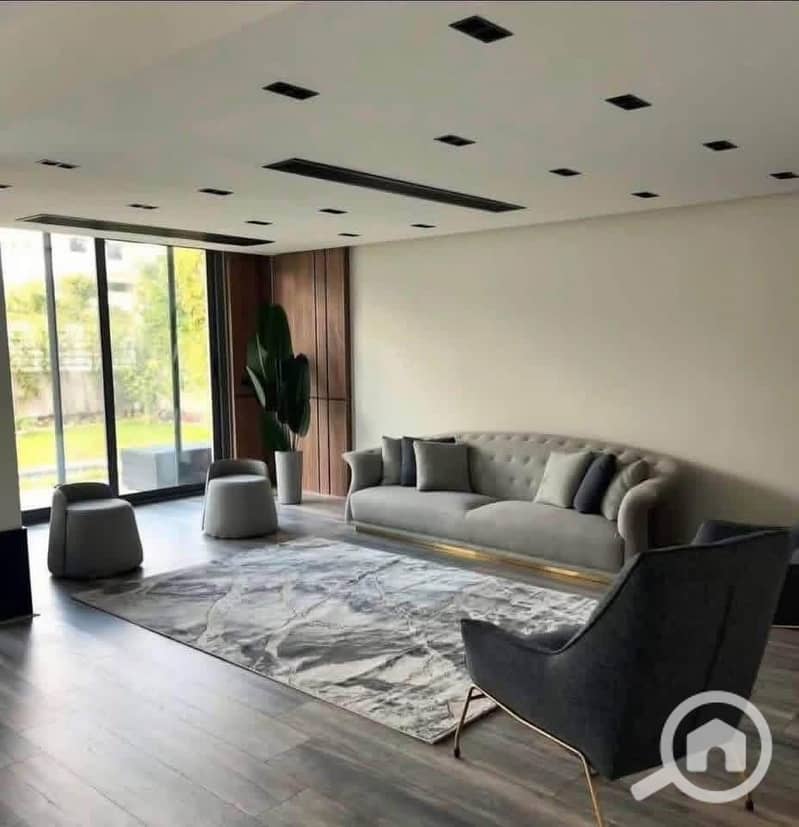 3 29dfbfe2-705e-4014-b9dc-1332b0f14079. jpg