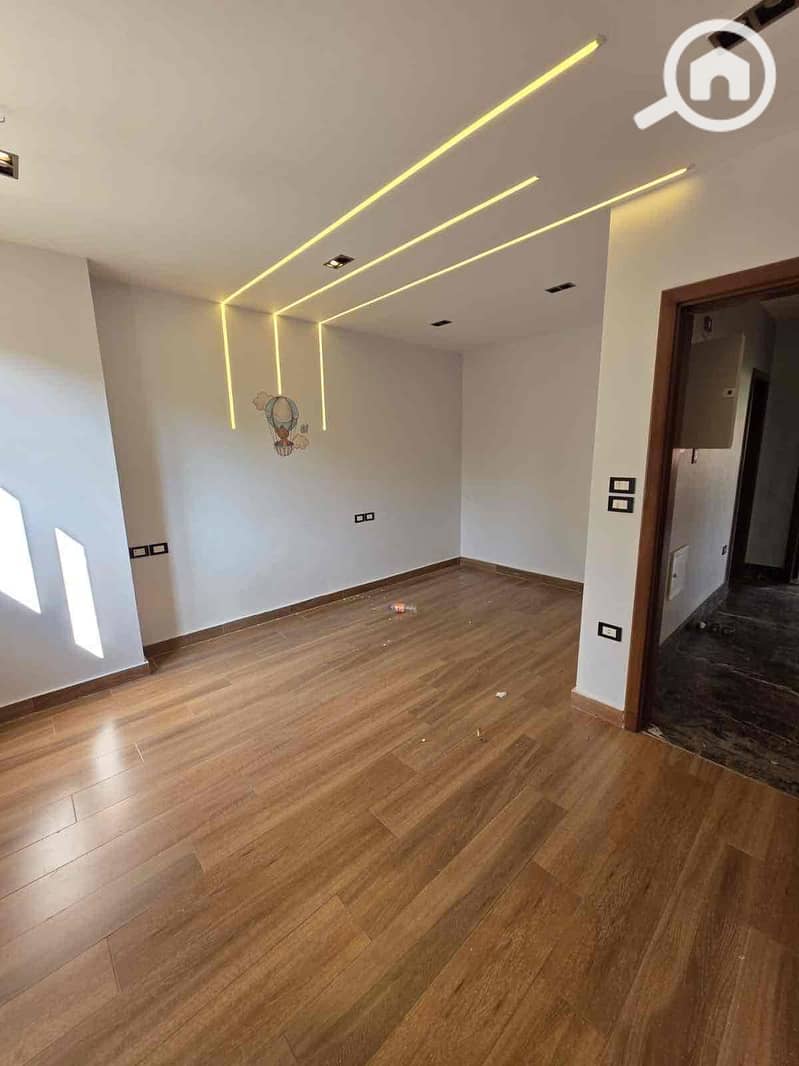 2 68780f17-d38c-411a-8e36-b6d98ad40919. jpg