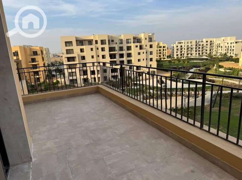 2 d545d4e7-2147-4940-b964-9fd3f41f327d. jpg