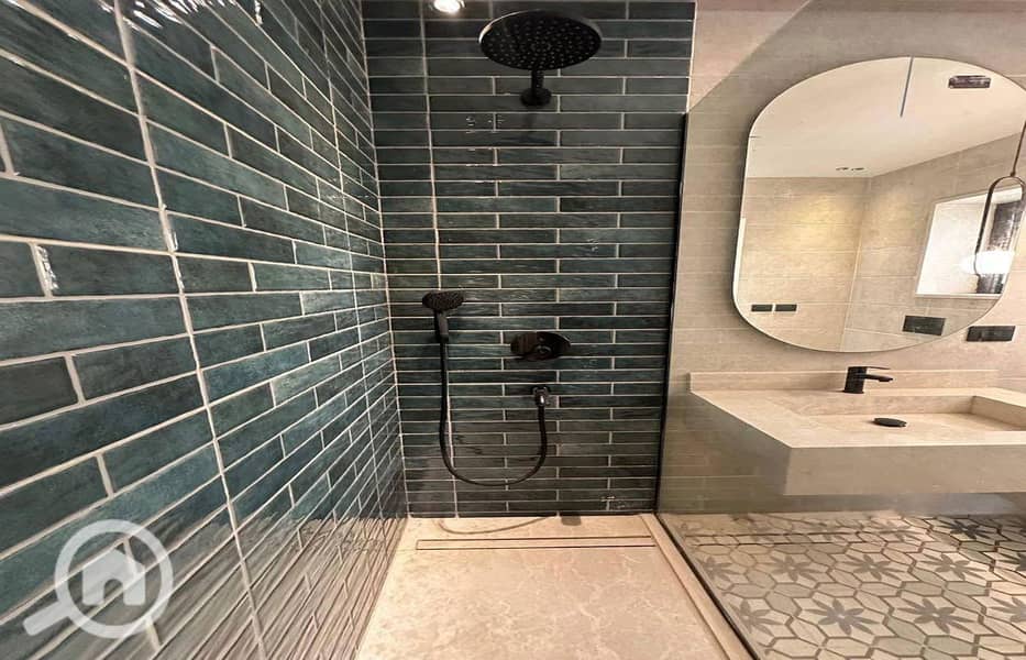 6 WhatsApp Image 2025-11-24 at 6.46. 50 AM_1400x900. jpg