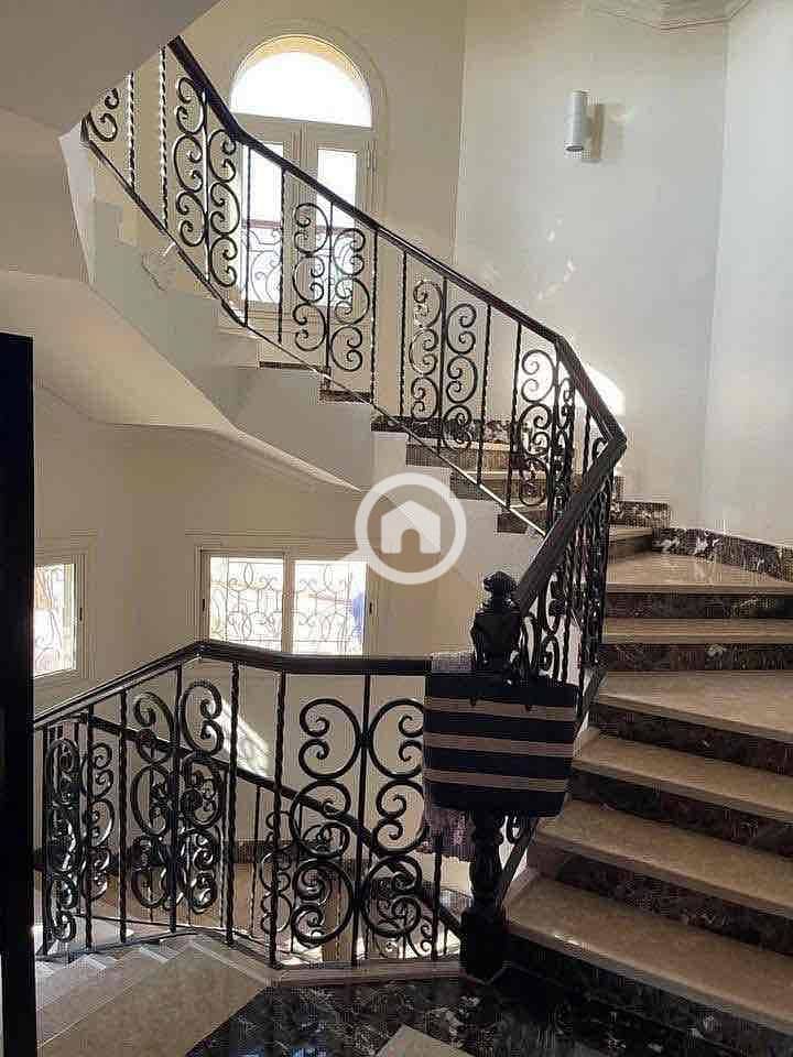 4 d6eaa404-fd47-4744-9e8f-1e059611e32f. jpg