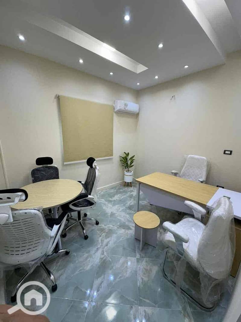 7 b957e6d8-fc9c-4fc4-ab27-0ef24d81f86a. jpg