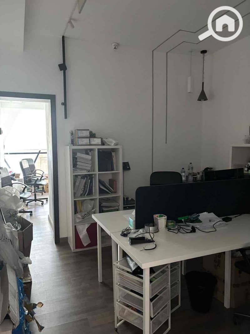 6 df1da477-f522-4b16-b23a-8e861332f68b. jpg