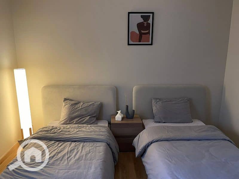 9 c22d01fe-6b17-497c-90a6-903ea36d3b87. jpg