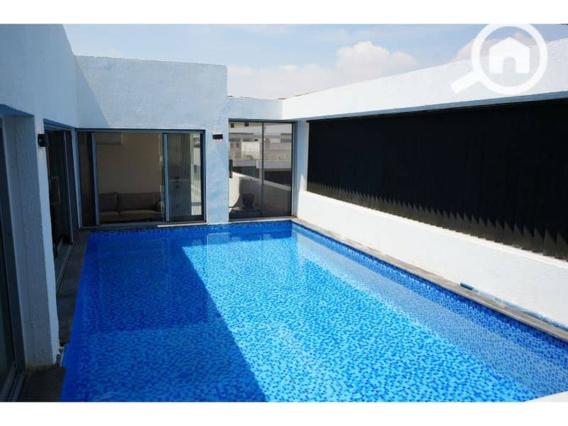 2 5ff909e1-ef9b-4627-8725-055f67437fa5. jpg