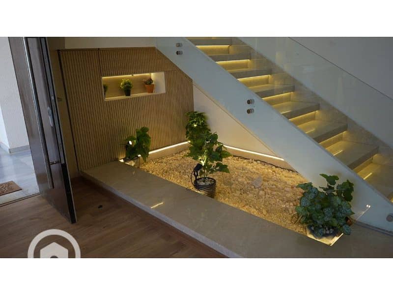 4 4934073e-242d-4037-9331-096c364a3d81. jpg