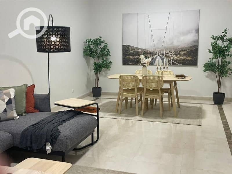 2 8b759088-286f-42c5-af83-4d012d1384f5. jpg