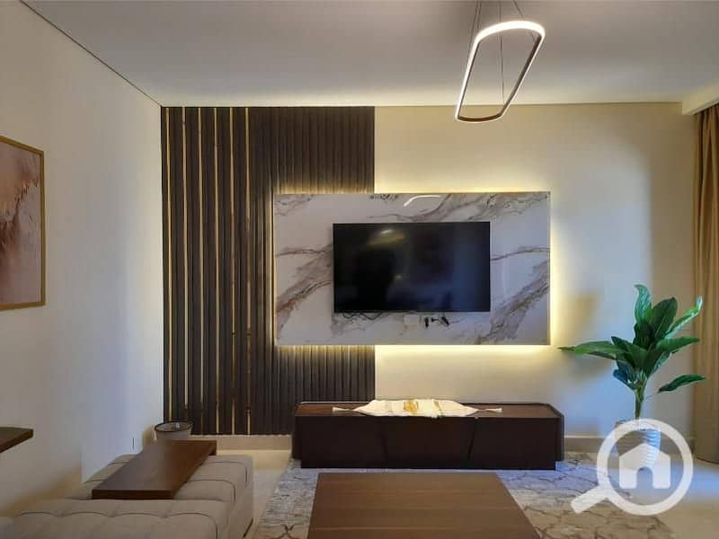 9 f73a84e6-c8f5-40ad-b589-e5118aad2fd0. jpg