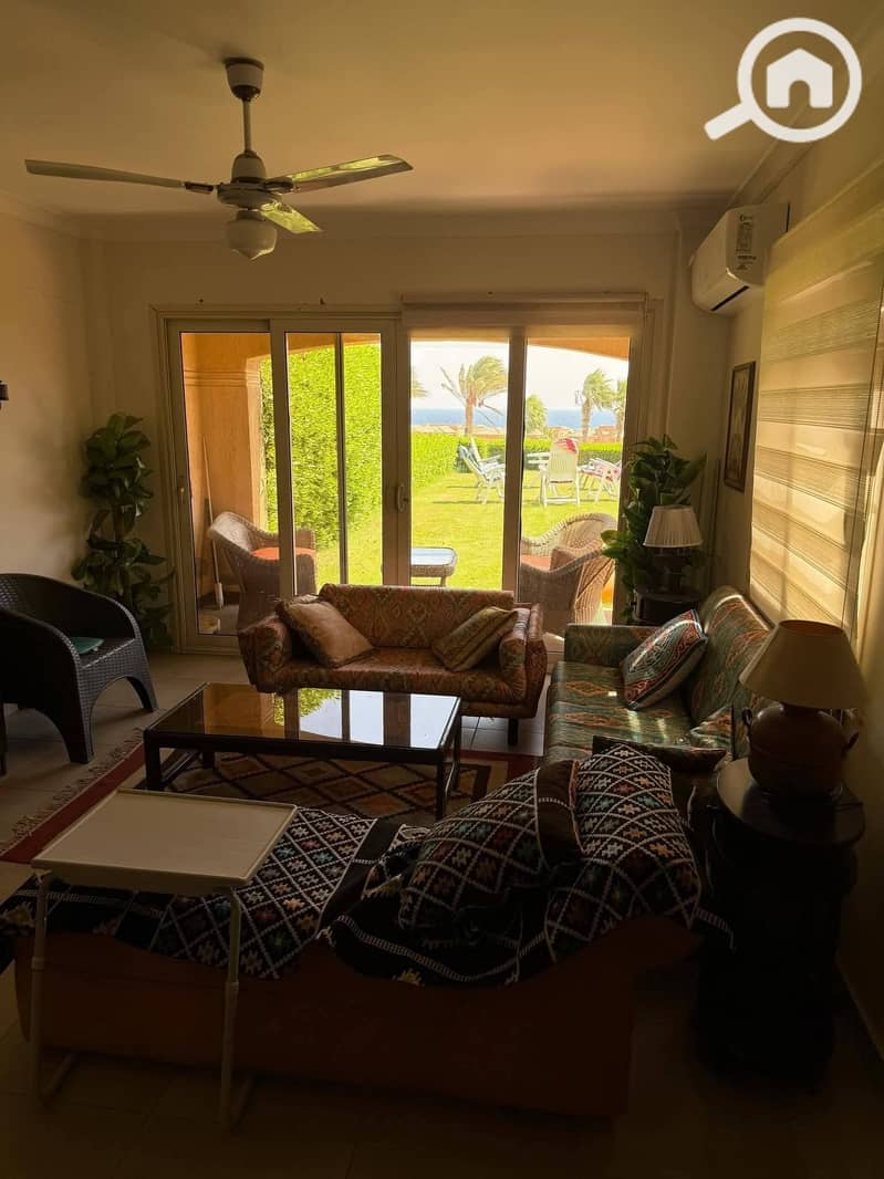 11 600354756_2753582091639436_1131257932902487377_n. jpg