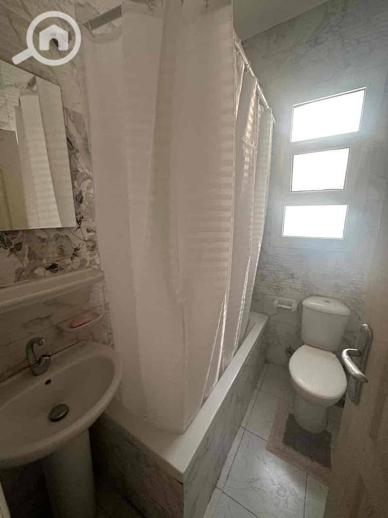 11 07bac0f0-1909-4b0b-b1ec-a92b490beee2. jpg