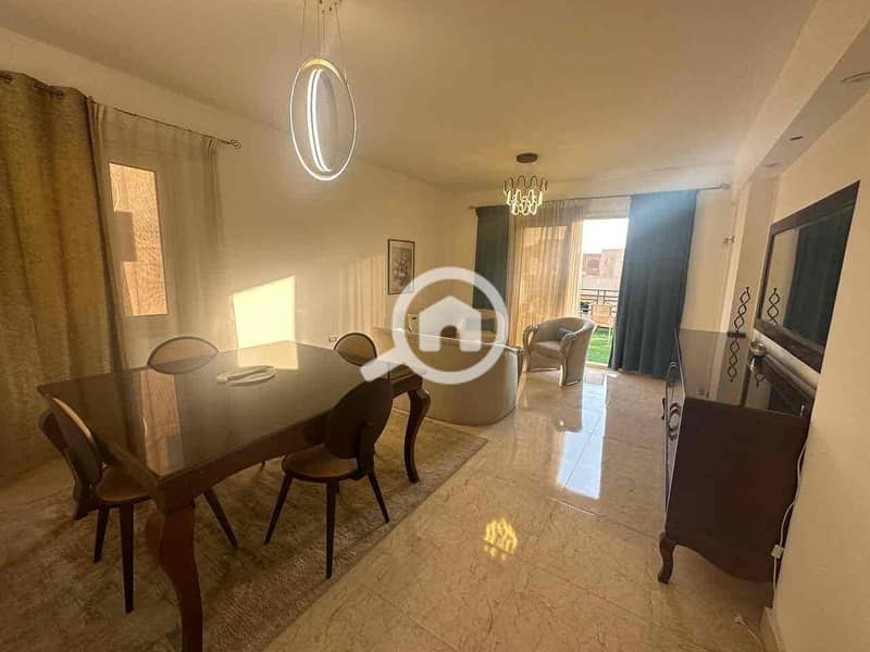 7 2a476fd4-f0ff-4bcf-83f7-0d78709f6cd9. jpg