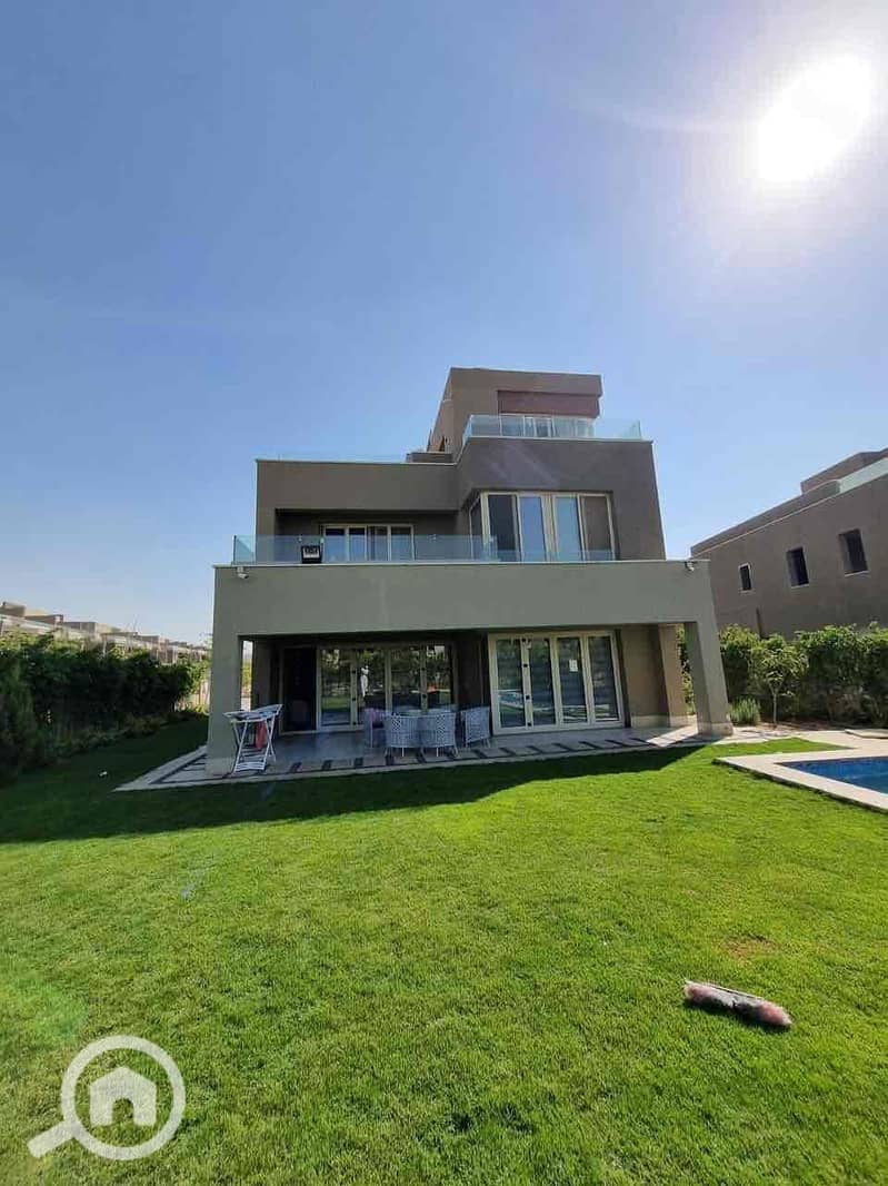 2 30e2f856-b3fd-432f-bf8e-0545dea80997. jpg