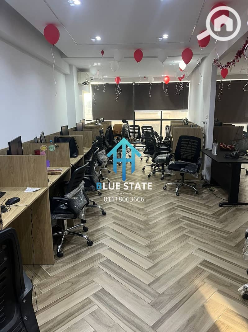 4 01118063666 (66). png