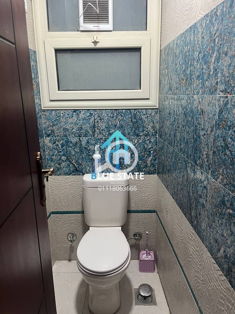 8 01118063666 (64). png