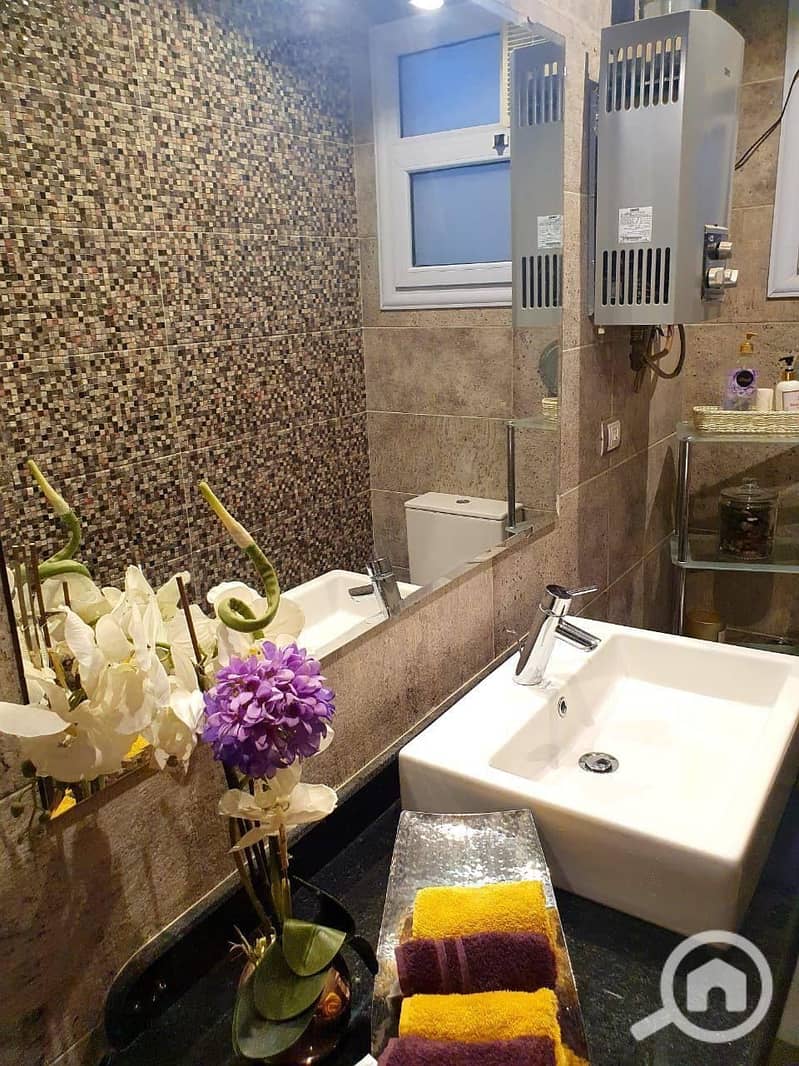 5 9eb7ee84-c850-4537-8993-9cc6995813a3. jpeg