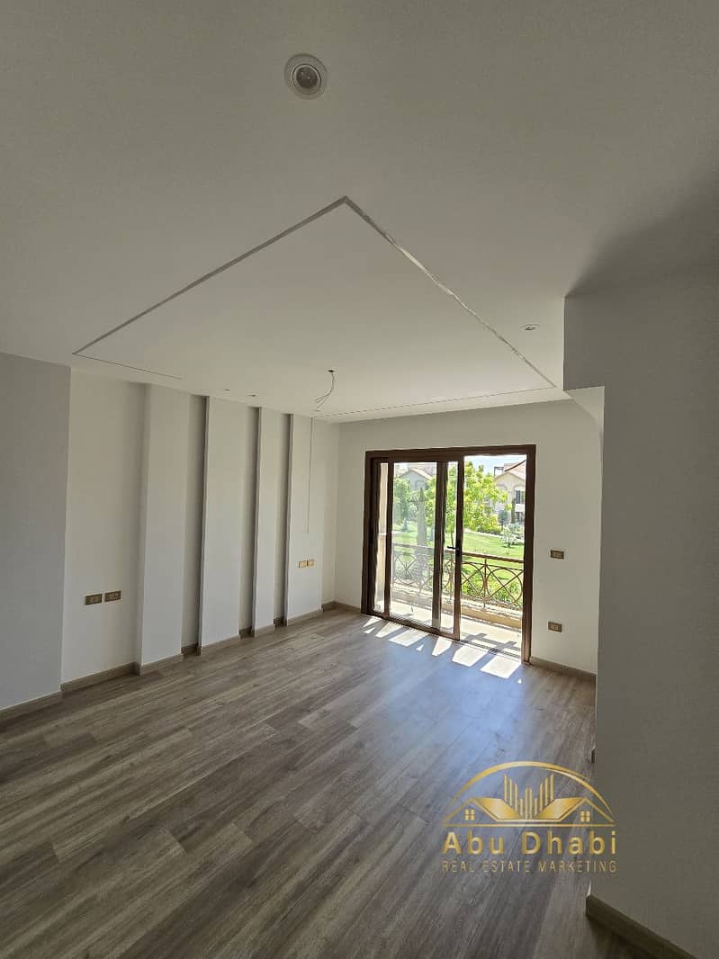 15 06b7c3b7-0480-4a5e-bea7-47fd62aa8cee. jpg