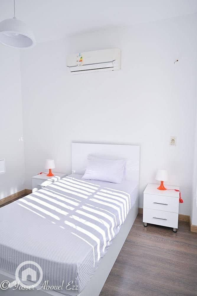 12 8cf426a1-269f-497c-b0bc-83db7207834e. jpeg