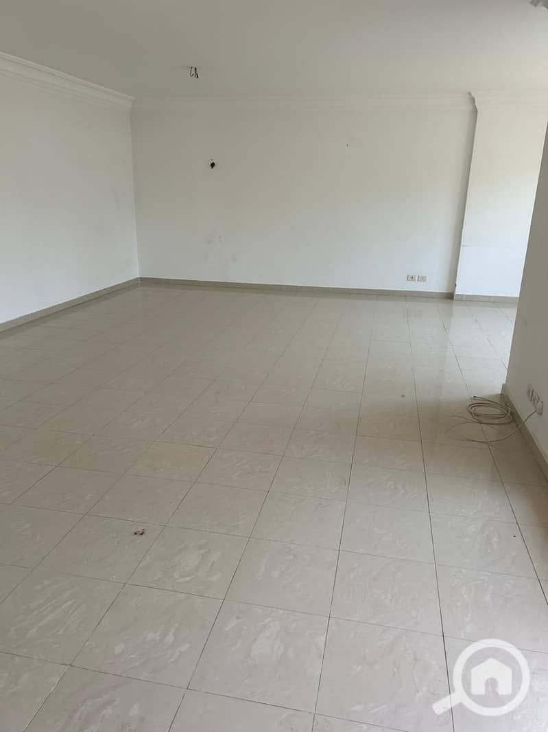 2 64866b97-2680-4b46-954c-279d4bc2ae20. jpg