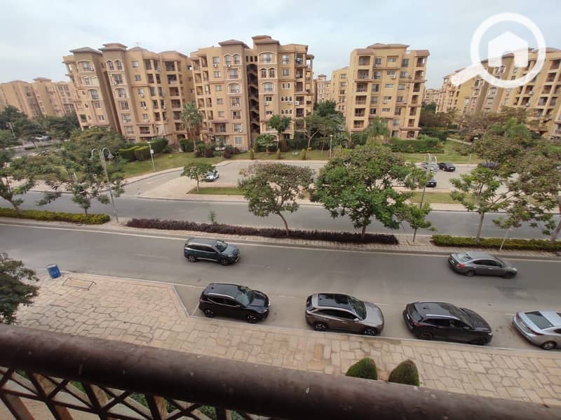 7 e7fb2b6f-46bc-4c3f-bac7-ae957bda0257. jpeg