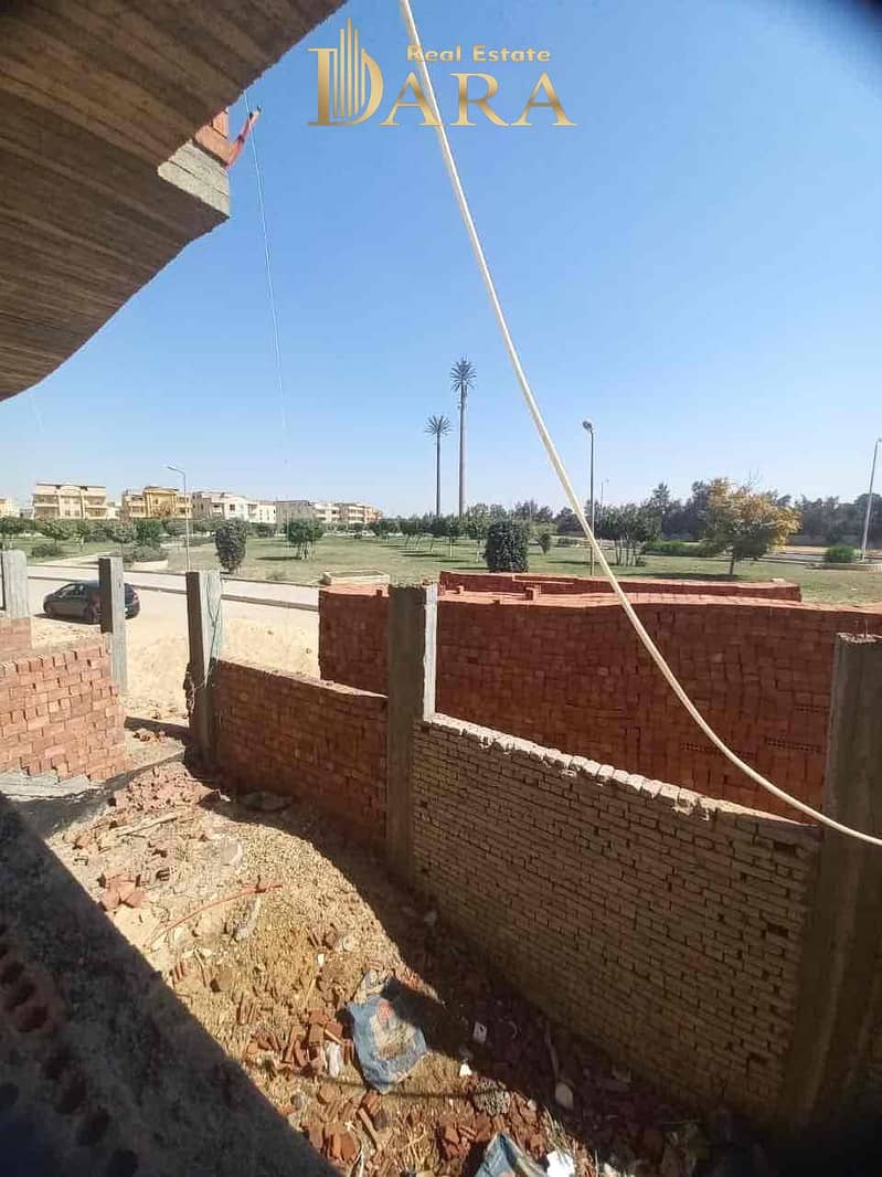 4 094c89bd-251f-43d5-a476-b759fa6ad64f. jpg