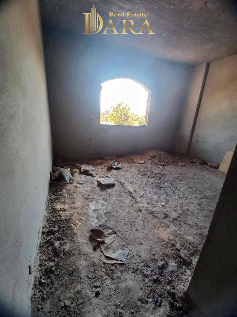 5 f8bbfff4-a68e-45a6-9bdd-7c26f47593bb. jpg