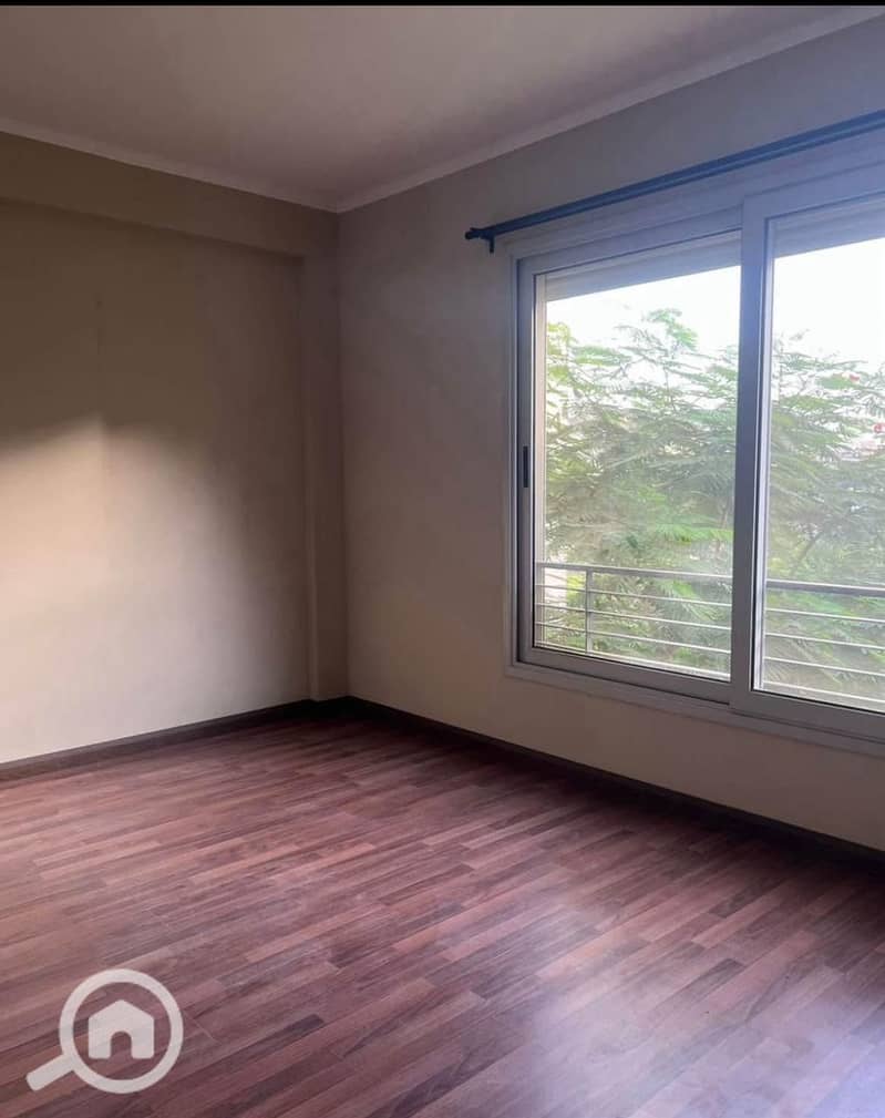 5 9068f43a-c41e-41bc-a2bb-a7f432b1d9f1. jpeg