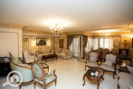 فلیٹ 4 غرف نوم للبيع في لوران، الإسكندرية - 1. jpg