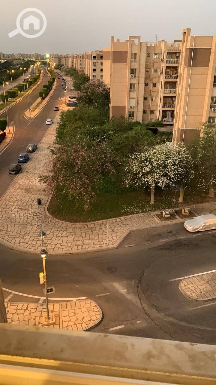 3 9eede705-4461-4a88-ae67-148210781a8c. jfif. jpg