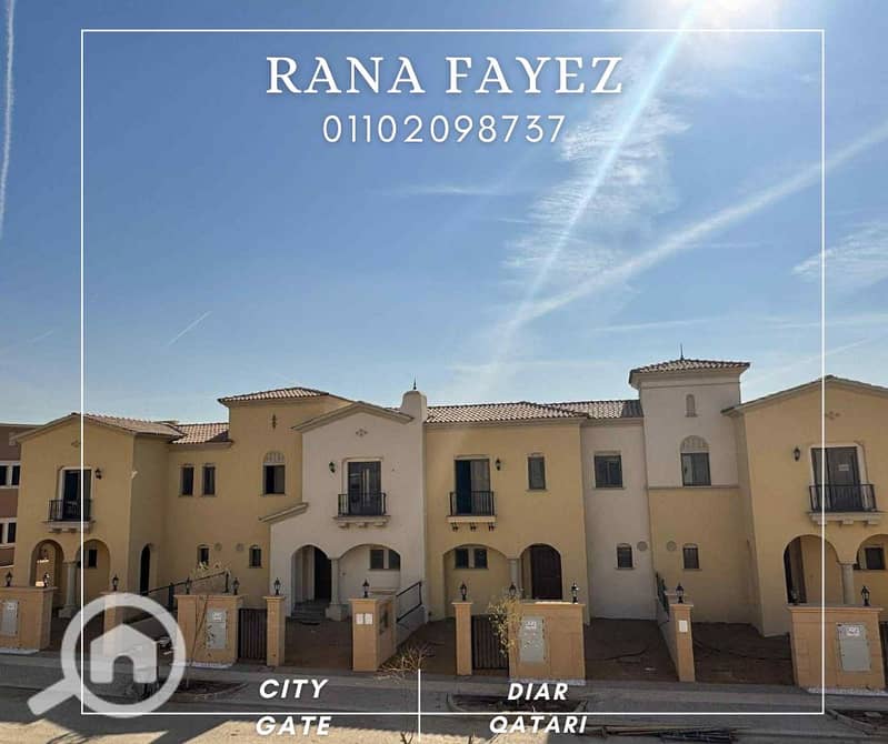 3 White Grey Simple Photo Sold Real Estate Facebook Post (10). png