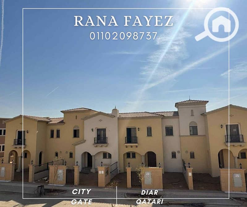 4 White Grey Simple Photo Sold Real Estate Facebook Post (10). png