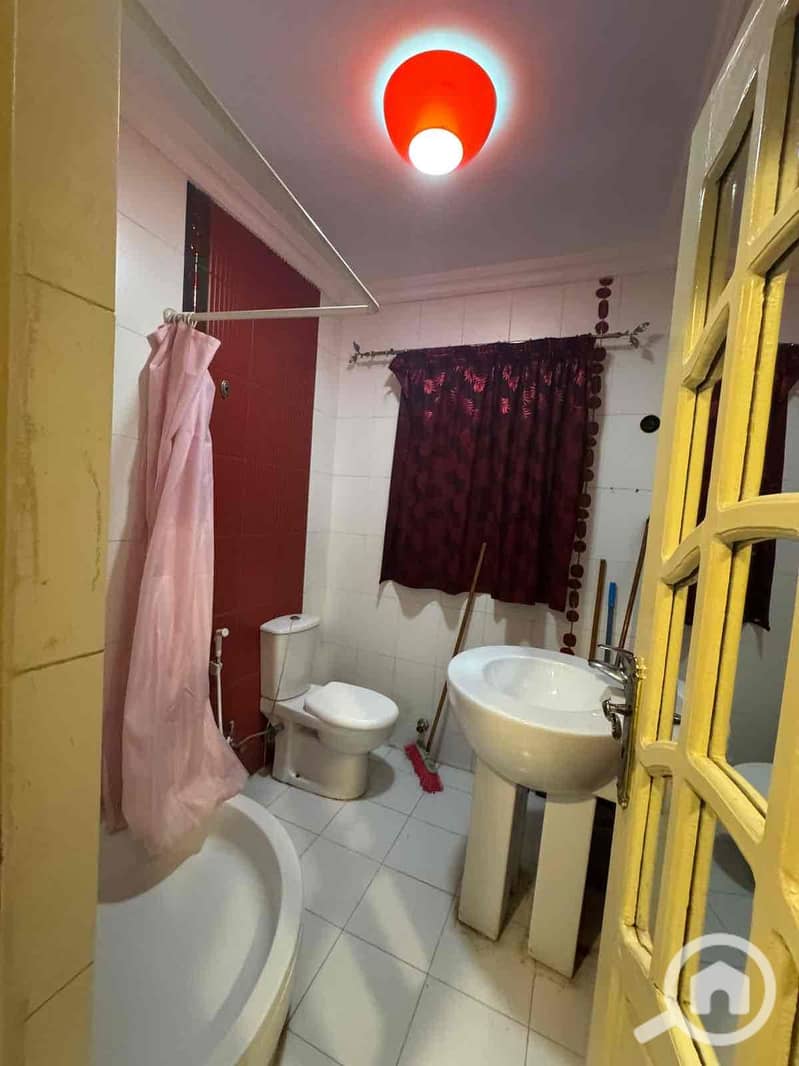 20 82338e28-9861-4af1-9f29-d252585f5e37. jpg