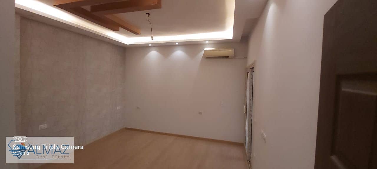 3 WhatsApp Image 2026-01-17 at 11.29. 39 AM (1). jpeg