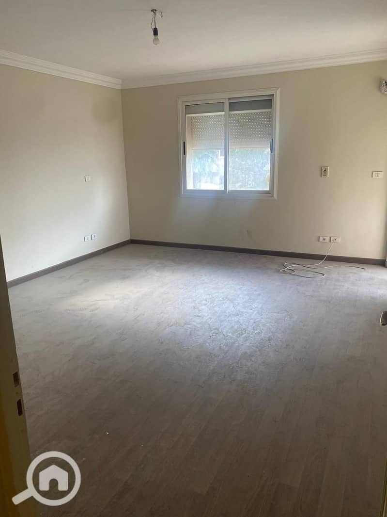 7 905b79e0-03a3-4df7-842d-18dfa6856ceb. jpg