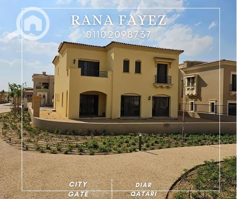 4 White Grey Simple Photo Sold Real Estate Facebook Post (11). png