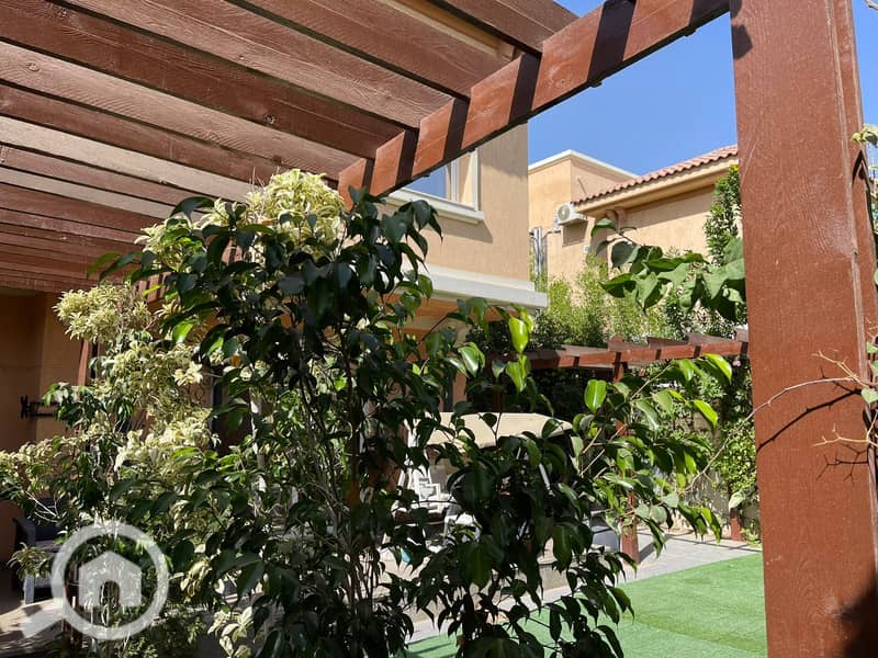 12 77447282-243e-4287-abfe-5f9d265b271e. jpeg