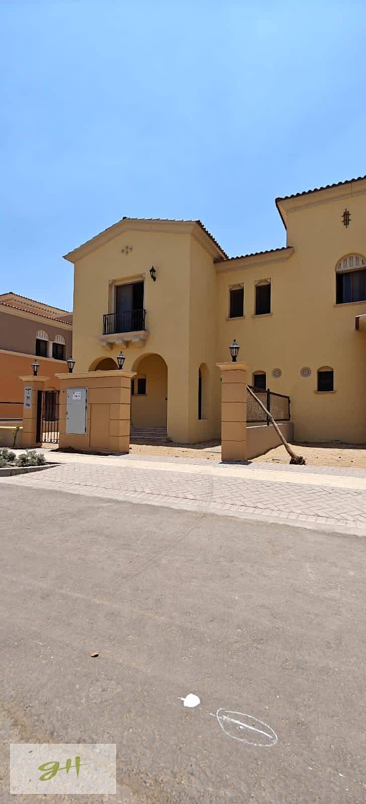 10 611752422_770445806086599_1928217418878505922_n. jpg