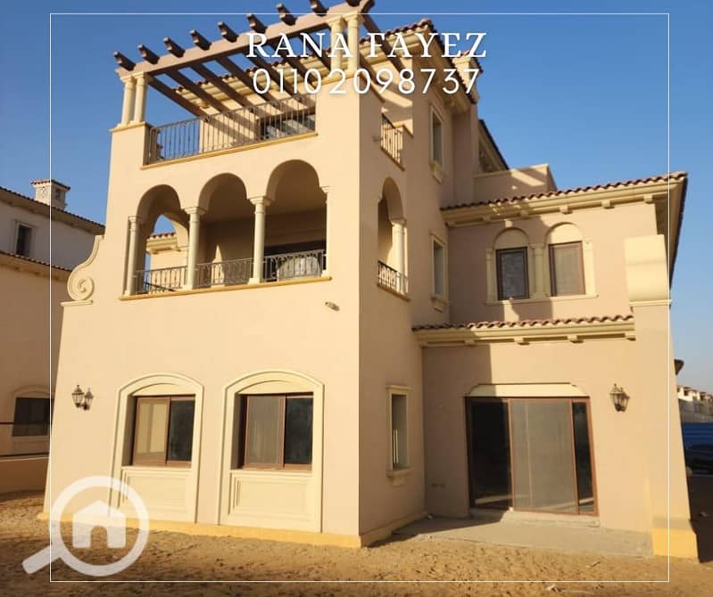 5 Pink Yellow Blue Bold Nature Photo Spring Season Message Facebook Post (11). png