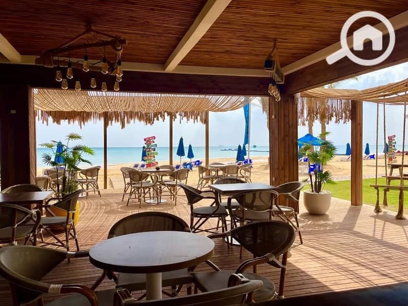 3 9e6522f5-63f2-4935-a0fa-6aa36840a439. jpg