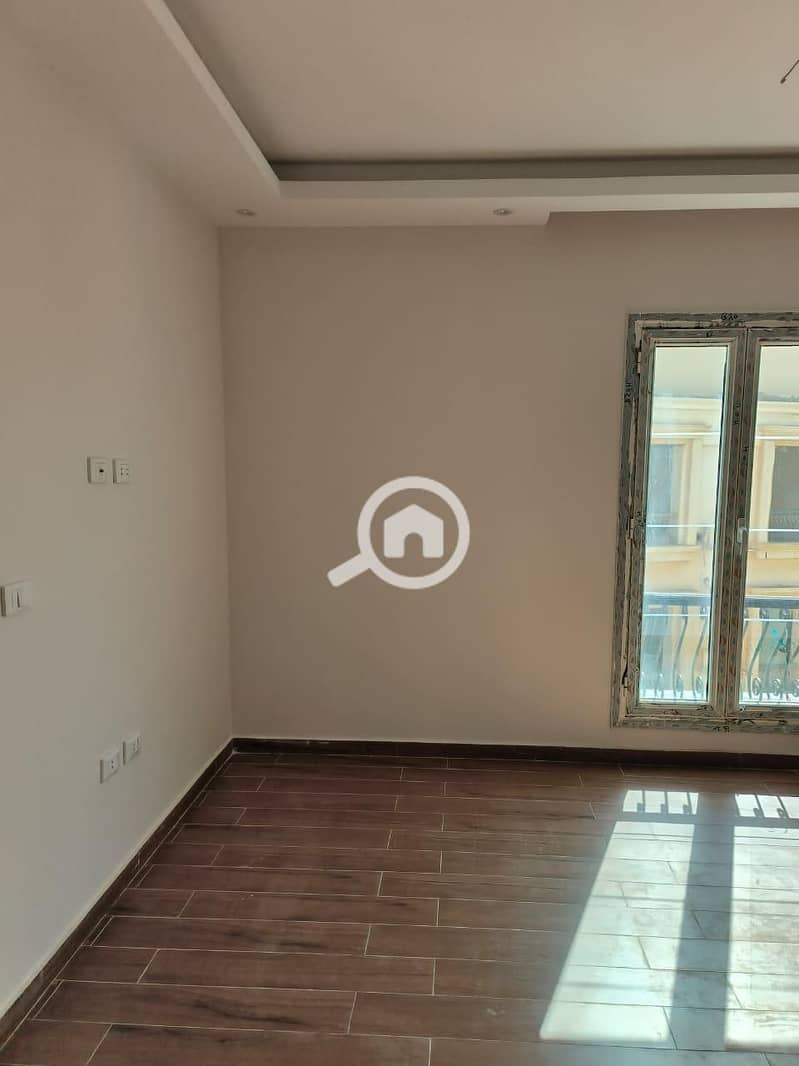 44 WhatsApp Image 2026-01-14 at 21.53. 57. jpeg