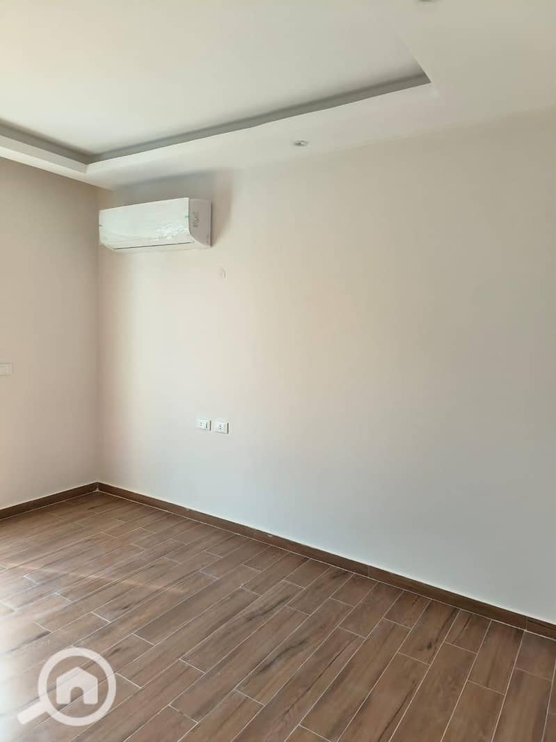 46 WhatsApp Image 2026-01-14 at 21.54. 01 (1). jpeg