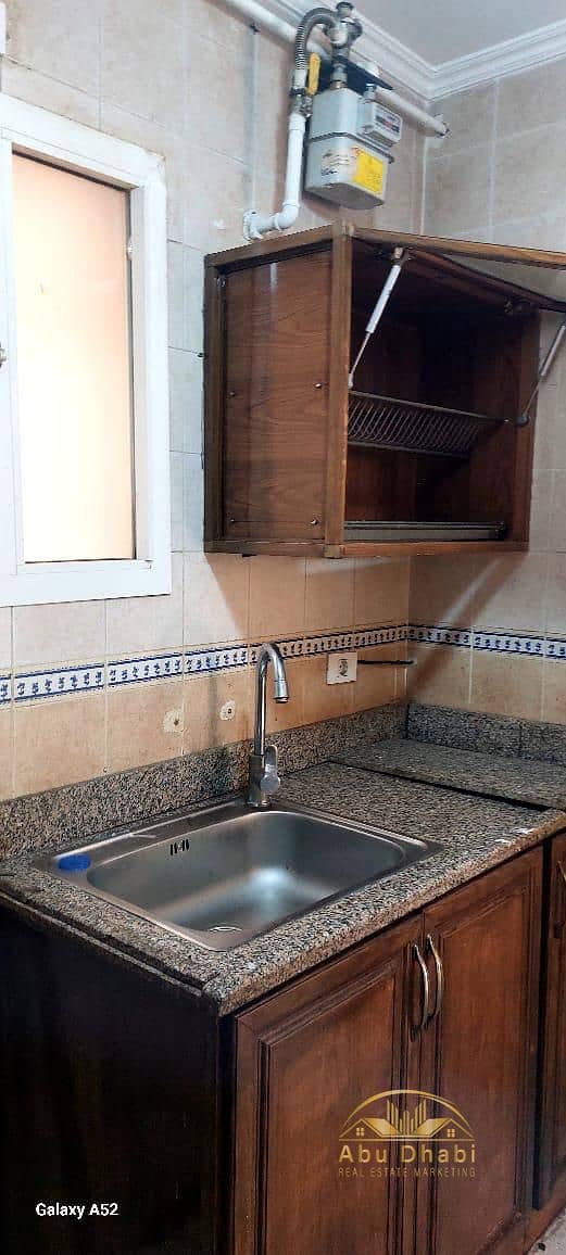 3 3b126dc7-e633-48e7-81a2-e79efbada558. jpg