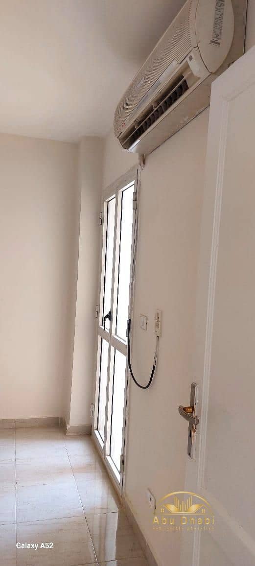 7 d0474757-92e7-4ab6-8b6e-83c3b414a5bd. jpg