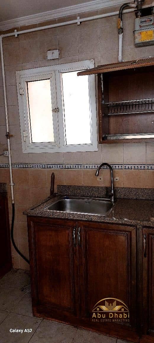 9 98327fff-e9c7-460a-957a-aa45bb27db76. jpg