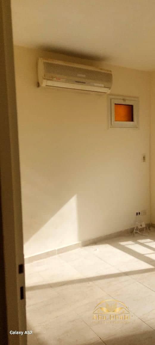 10 bfdccf46-8a5c-4c88-82e6-6d4bc132a83c. jpg