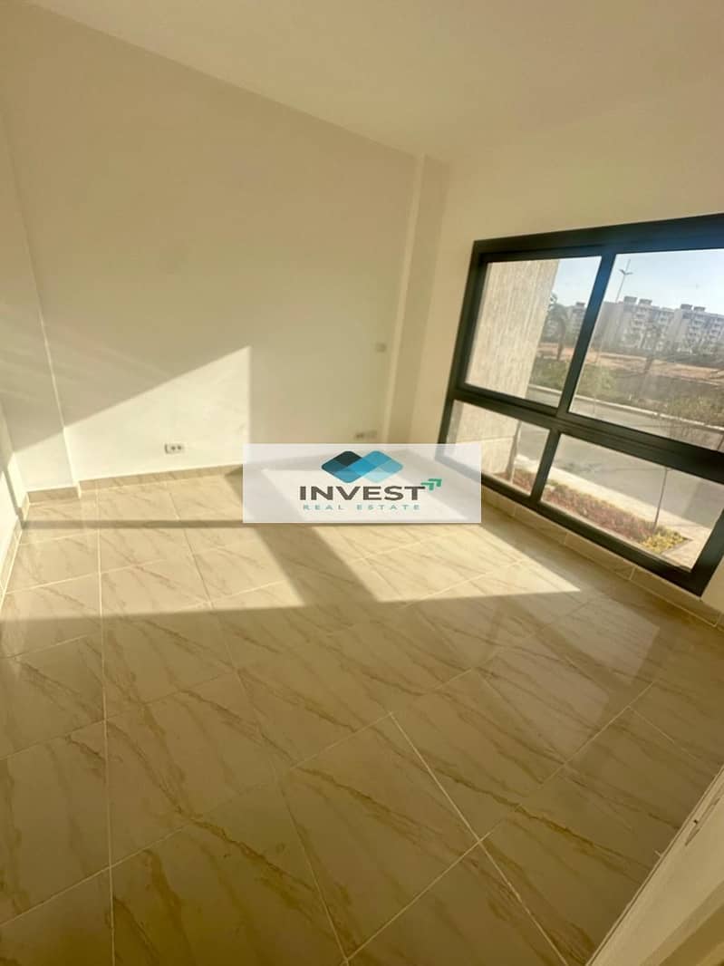 5 716b2ef0-eb56-43d0-80cb-5dbe3365f766. jpg