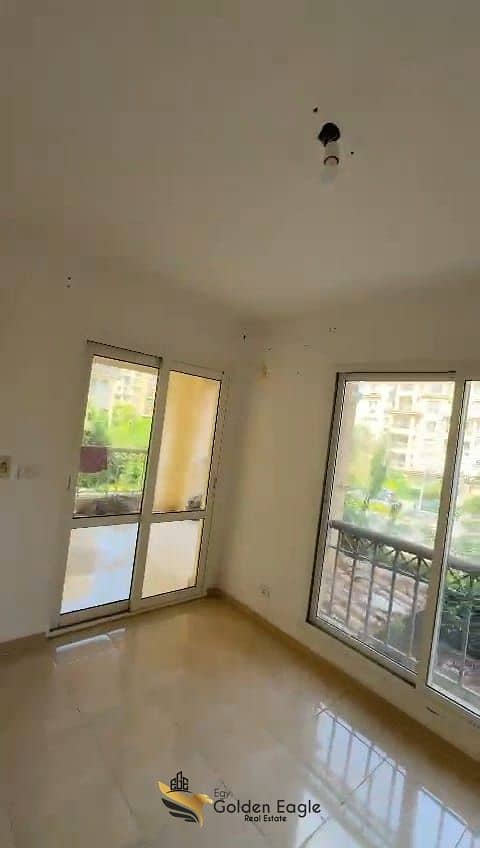 2 d2b4a2c8-c544-498a-ad4e-073bd212c45b. jpeg